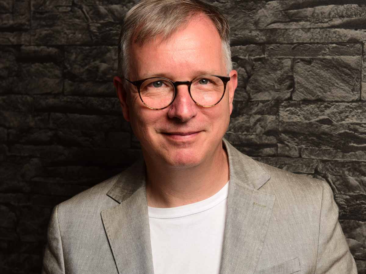 Uwe Fenner ist seit mehr als 20 Jahren Experte für Printmailings: Mit dem eignen Lettershop ist er im Bereich  Direktmarketing aktiv.